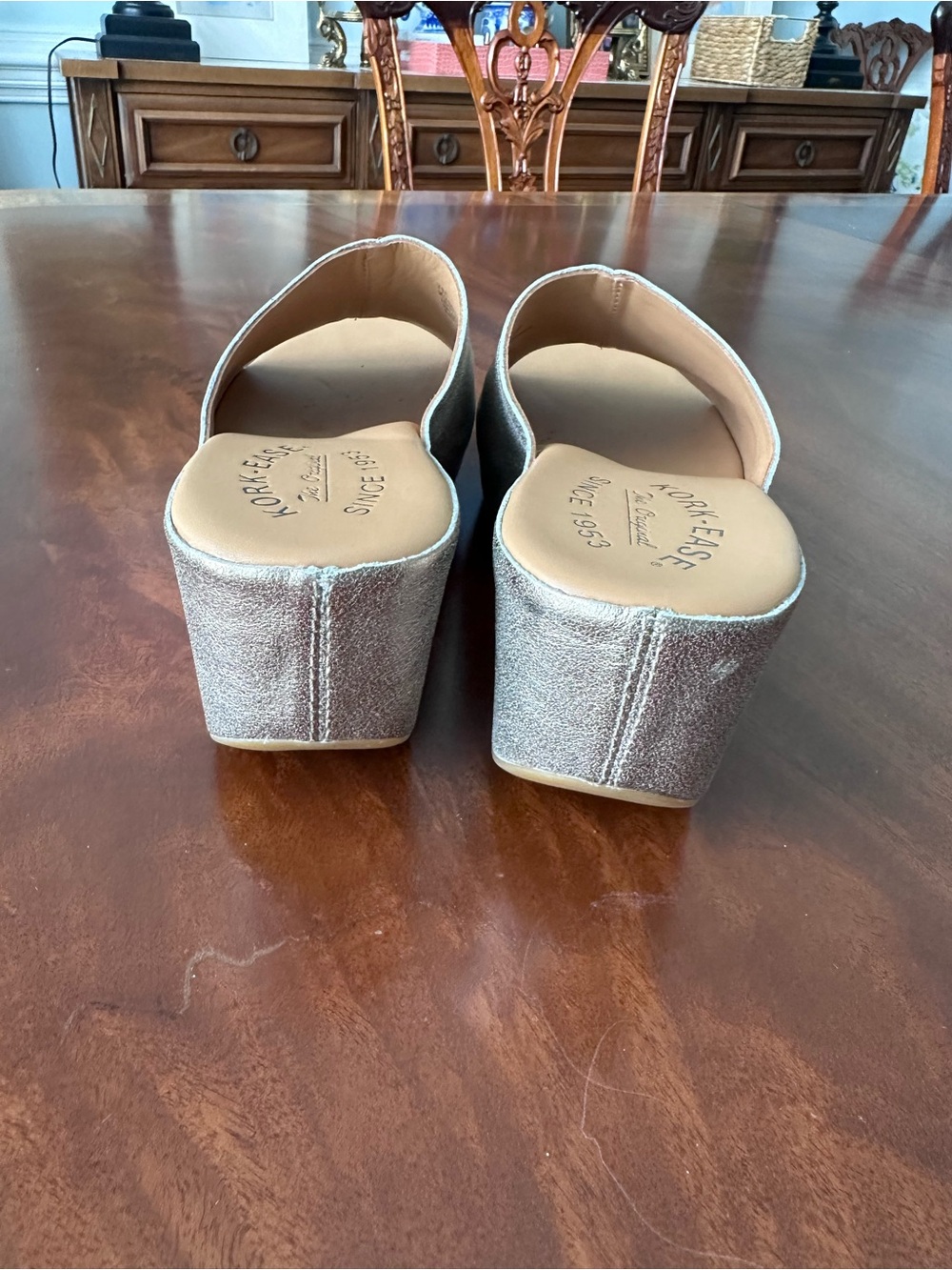 Kork-Ease Greer leather platform wedge slides metallic size 7 - Picture 9 of 9